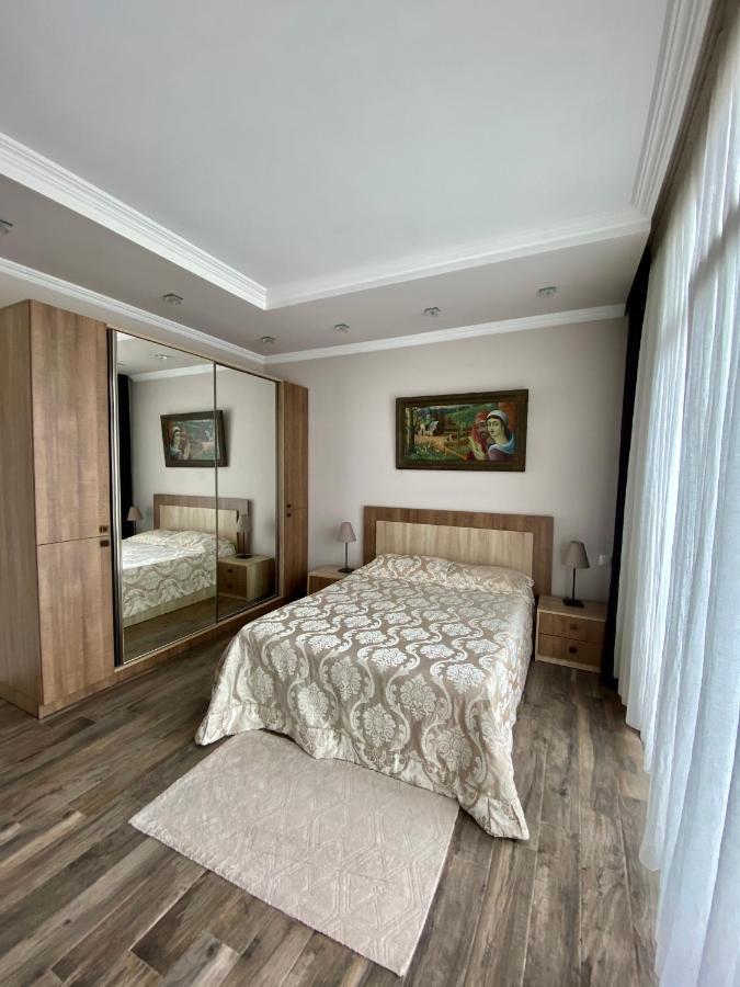 Villa Old Батумі Екстер'єр фото