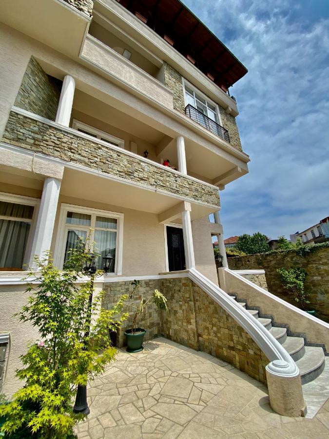 Villa Old Батумі Екстер'єр фото